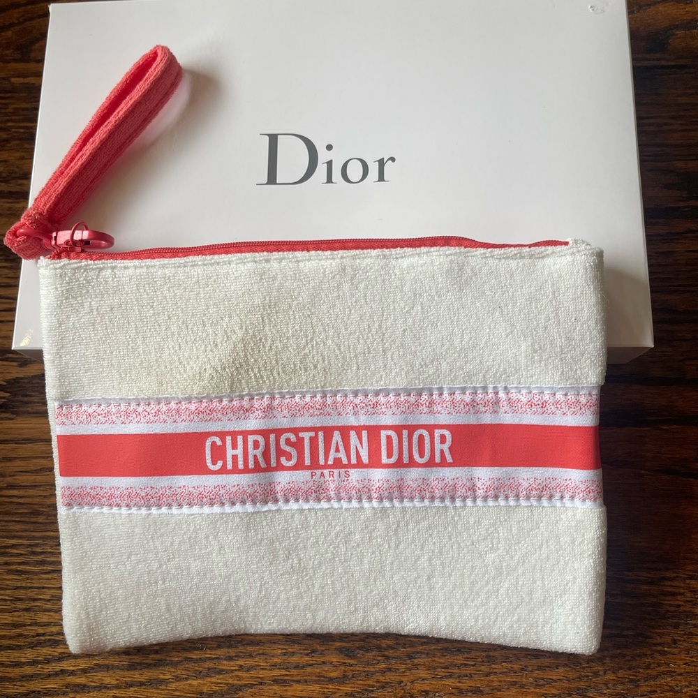 Kristin Dior summer 2024 novelty white and coral pouch